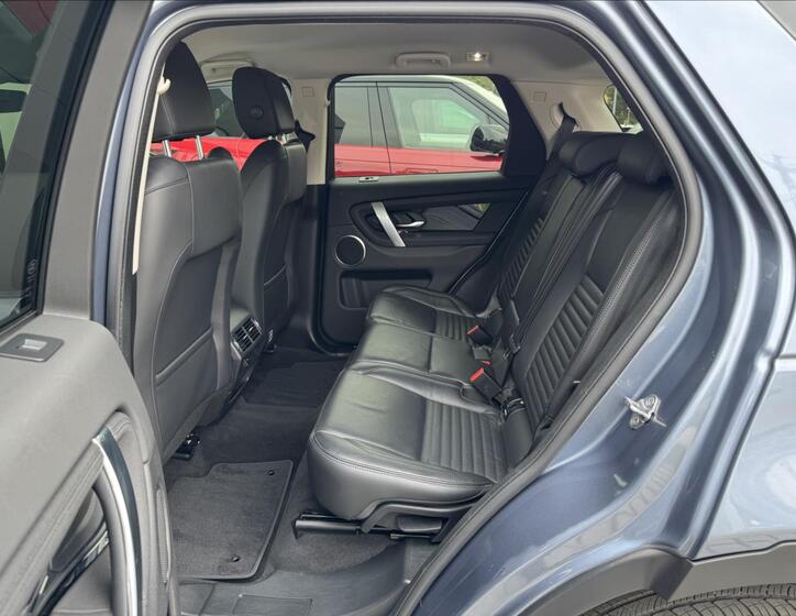 Land Rover Discovery Sport 9