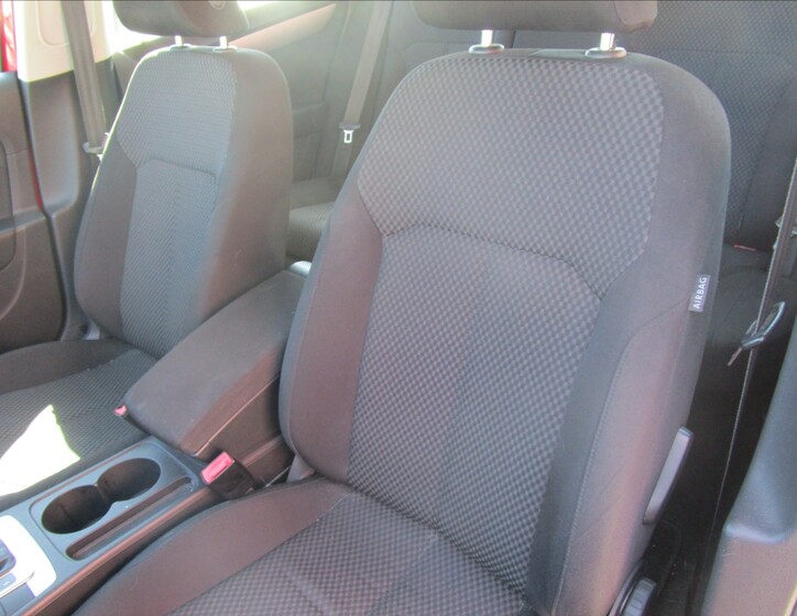 Volkswagen Passat 13