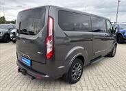 Ford Tourneo Custom 5