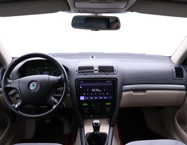 Škoda Octavia 21