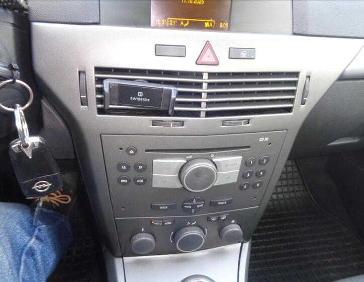 Opel Astra 11
