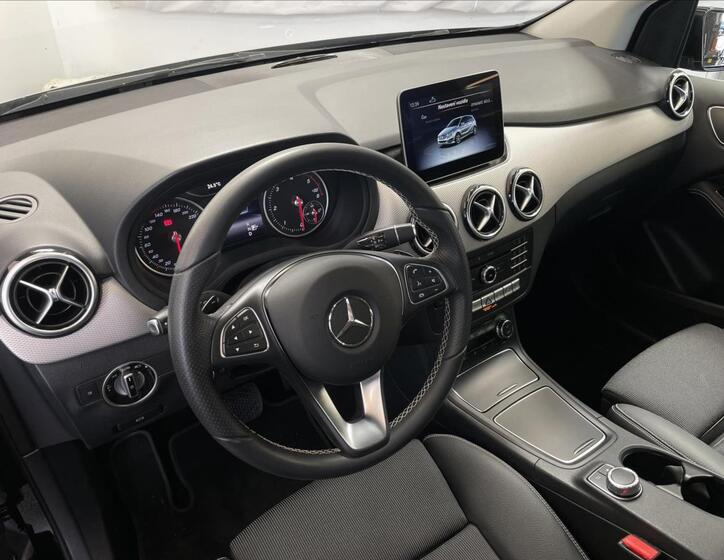 Mercedes-Benz Třídy B 9