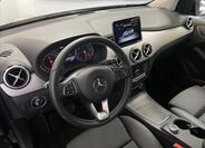 Mercedes-Benz Třídy B 9