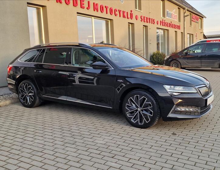 Škoda Superb 2