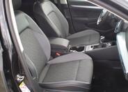 Volkswagen Golf 12
