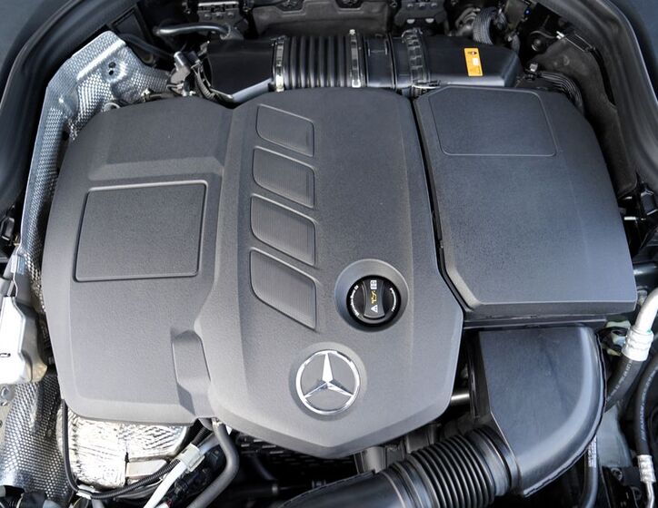 Mercedes-Benz GLC 10