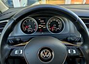 Volkswagen Golf 16