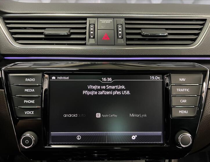 Škoda Superb 21