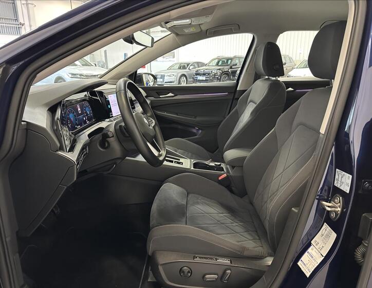Volkswagen Golf 22