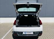 Peugeot 3008 8