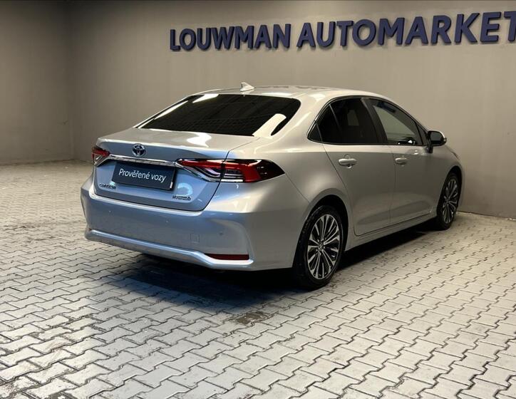 Toyota Corolla 2