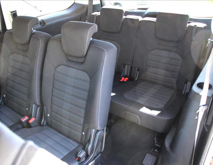 Ford Galaxy 21