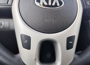 KIA Venga 21