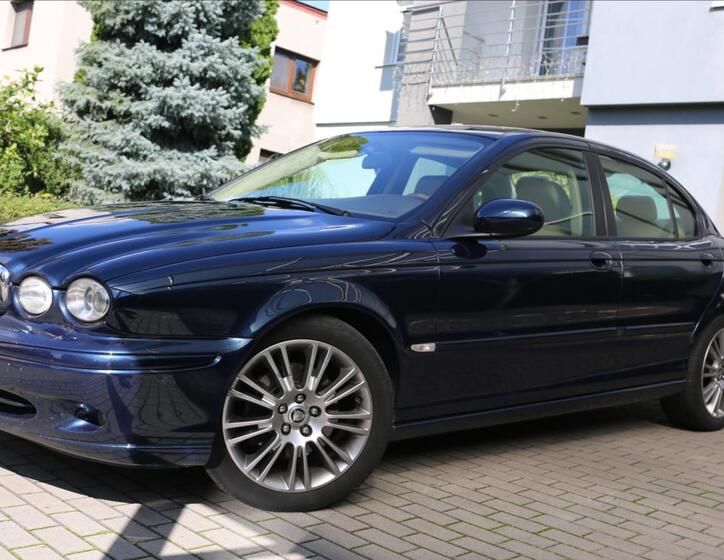 Jaguar X-Type 15