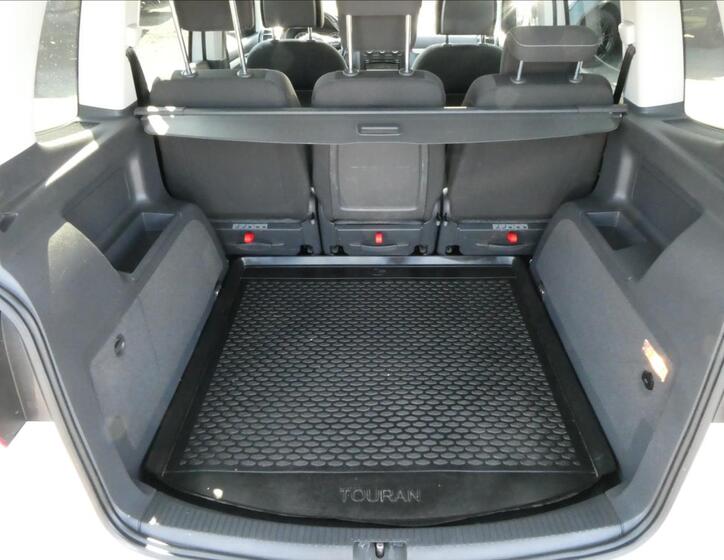 Volkswagen Touran 17