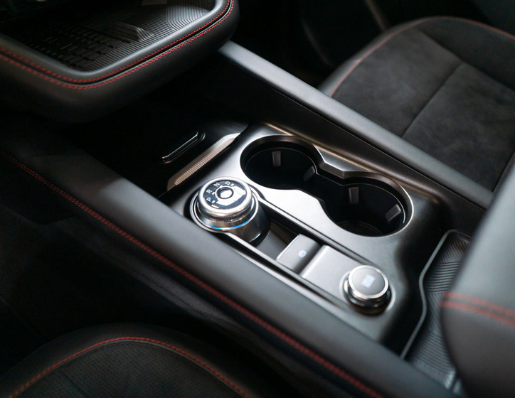 Ford Explorer 27