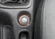 Peugeot 206 13