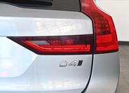 Volvo V90 31
