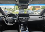 Lexus ES 300h 5
