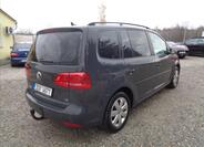 Volkswagen Touran 6