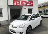 Toyota Verso 2