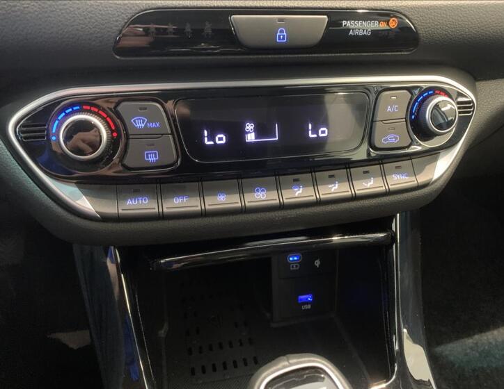 Hyundai i30 44
