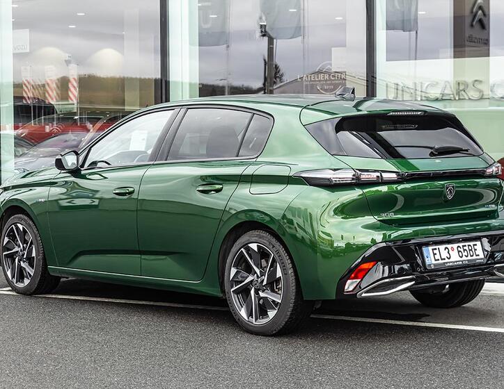 Peugeot 308 8