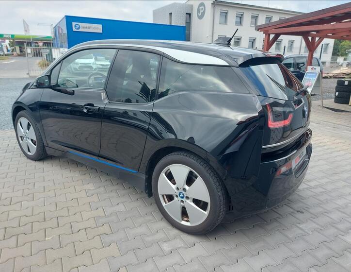 BMW i3 6
