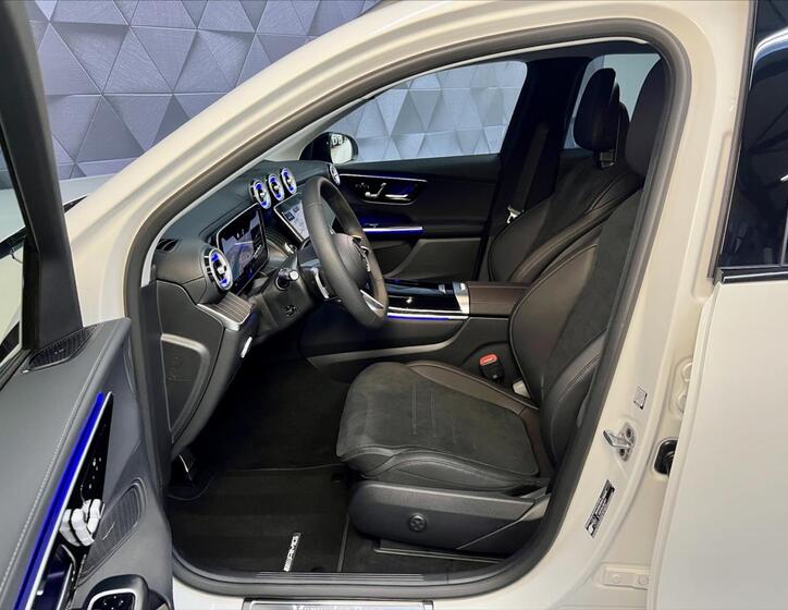 Mercedes-Benz GLC 10