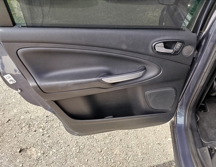 Ford S-MAX 25