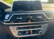 BMW Řada 7 12