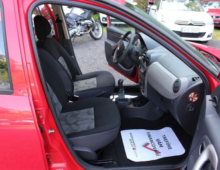 Dacia Sandero 9