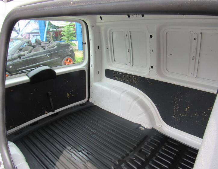 Volkswagen Caddy 23