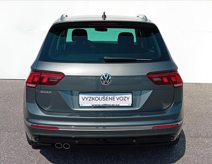 Volkswagen Tiguan 8