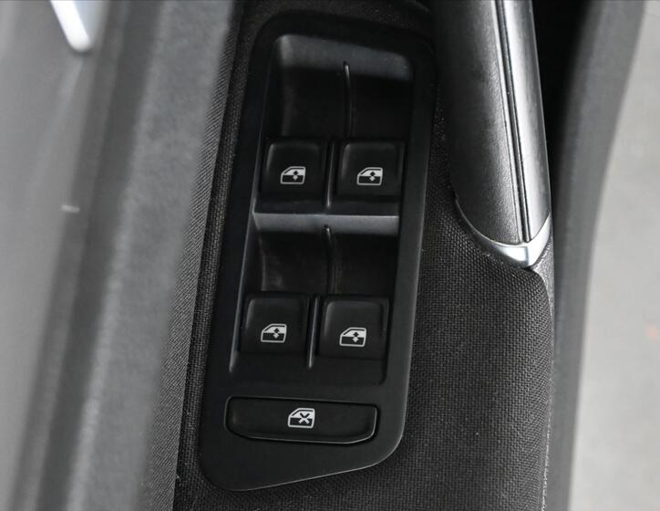 Volkswagen Golf 29