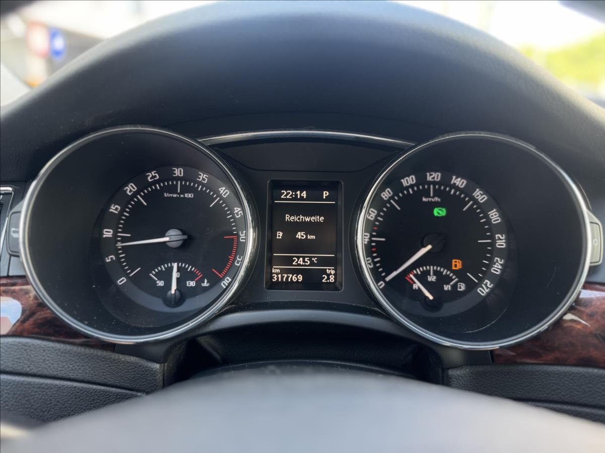 Škoda Superb