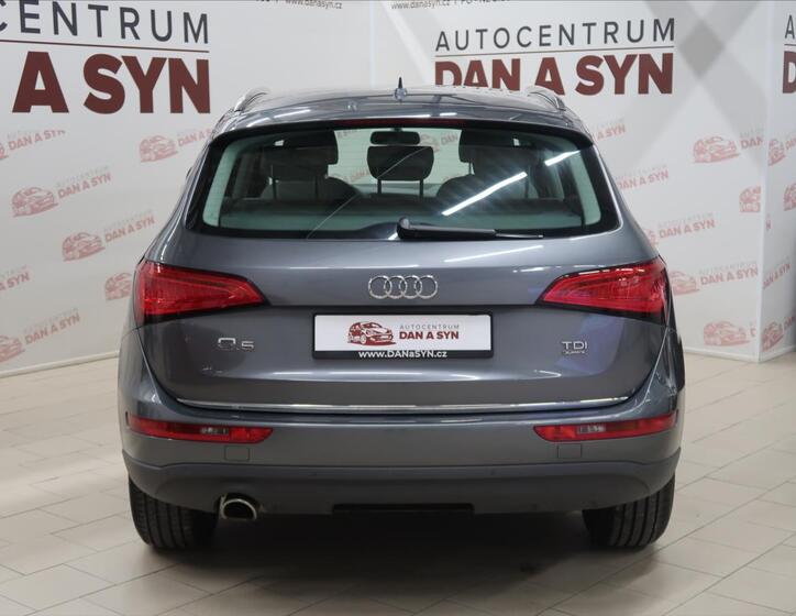 Audi Q5 5