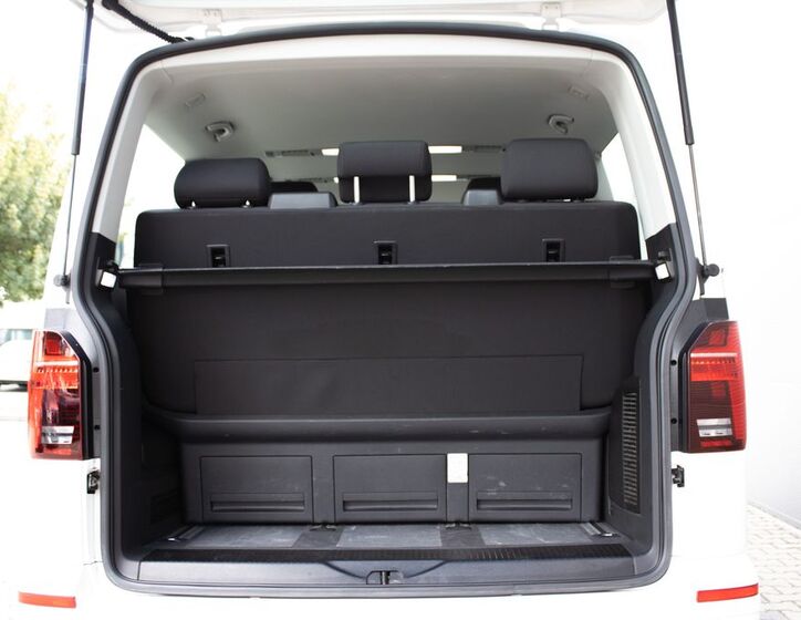 Volkswagen Multivan 27