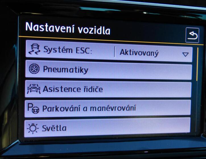 Volkswagen Golf 43