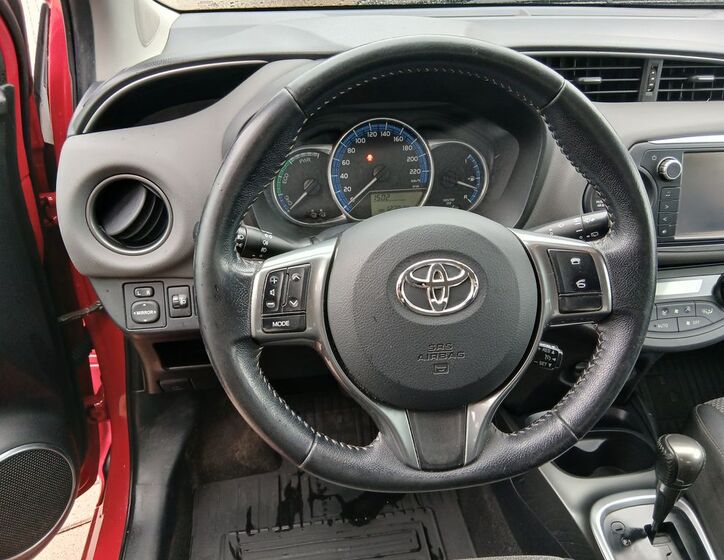 Toyota Yaris 18
