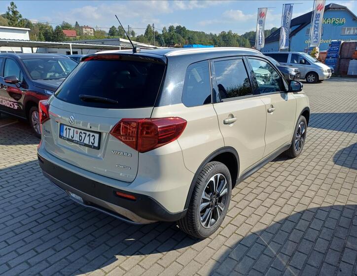 Suzuki Vitara 2