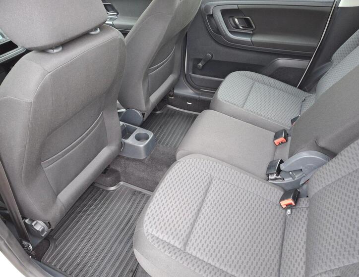 Škoda Roomster 7