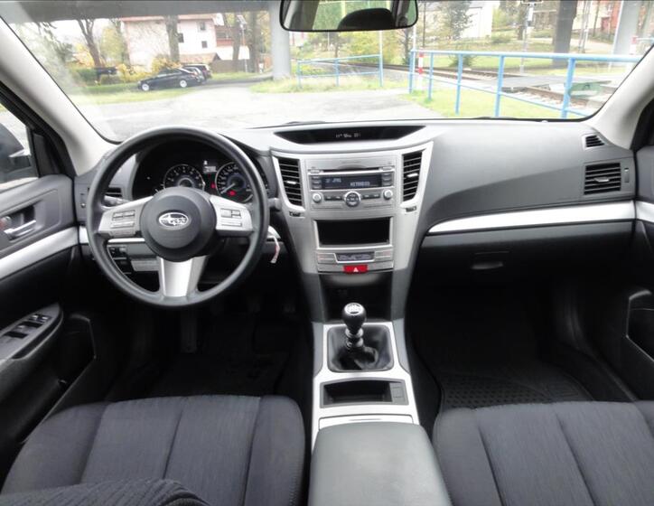 Subaru Legacy 17