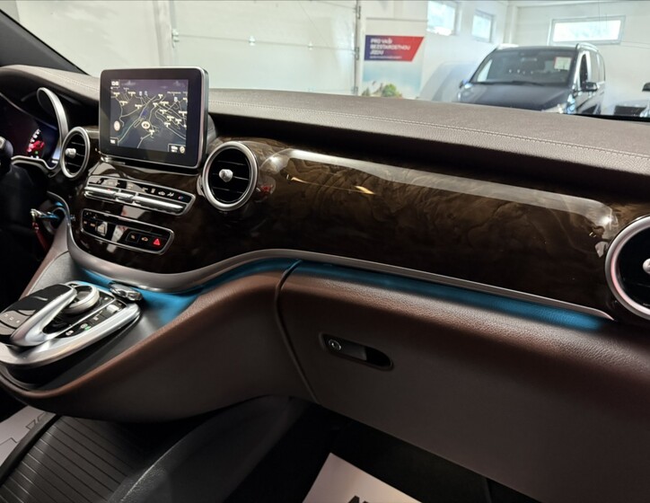Mercedes-Benz Třídy V 21