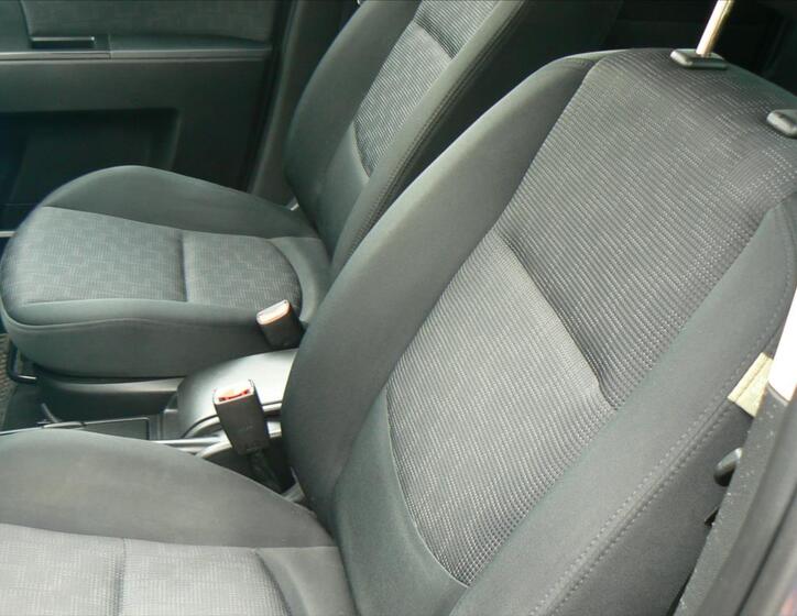 Mazda 5 11