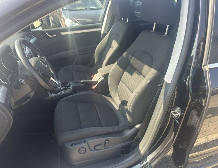 Škoda Superb 14