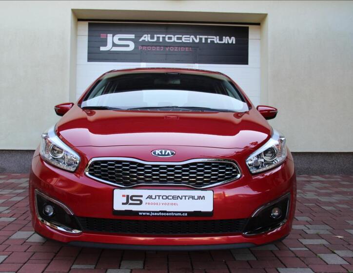 KIA Ceed 4