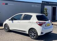 Toyota Yaris 5