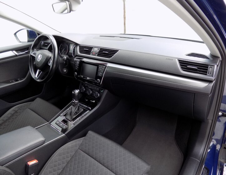 Škoda Superb 15