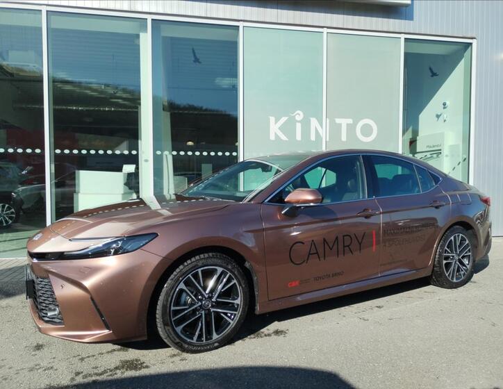 Toyota Camry 1